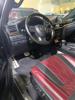 Lexus LX